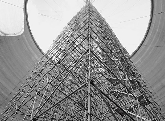 Silo mit layher Allround Lightweight und Layher TG 60 gebaut.